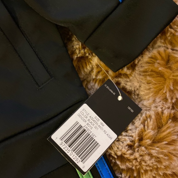 NWT Adidas boys track suit in size 18 months - Picture 2 of 5